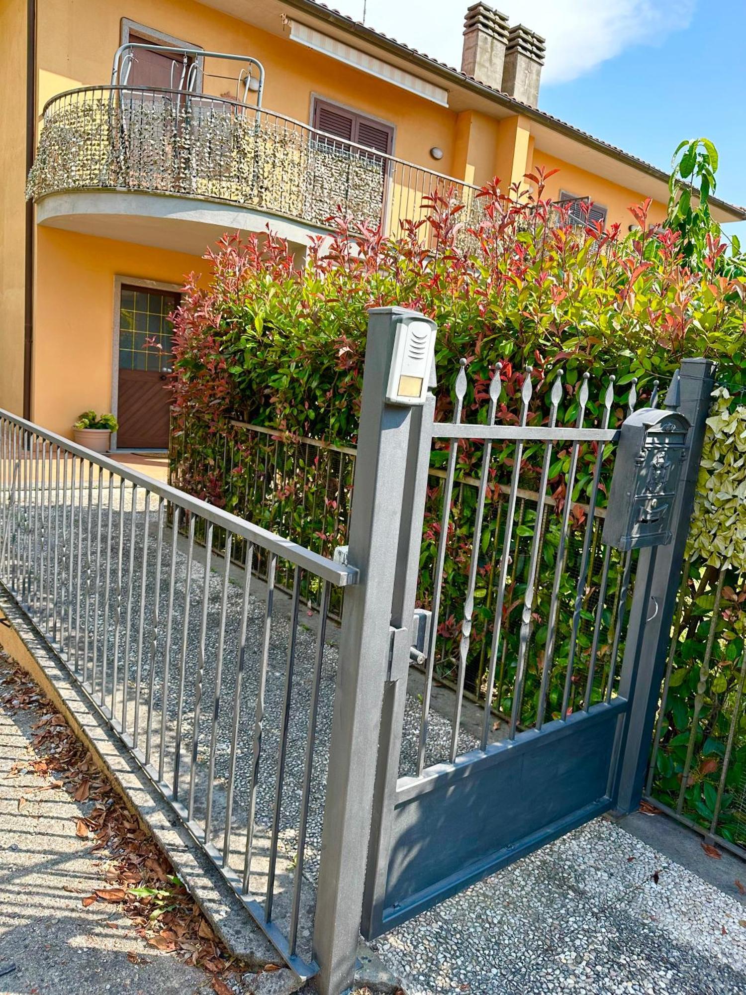 La Casa Di Maurizio Appartement Montefiascone Buitenkant foto